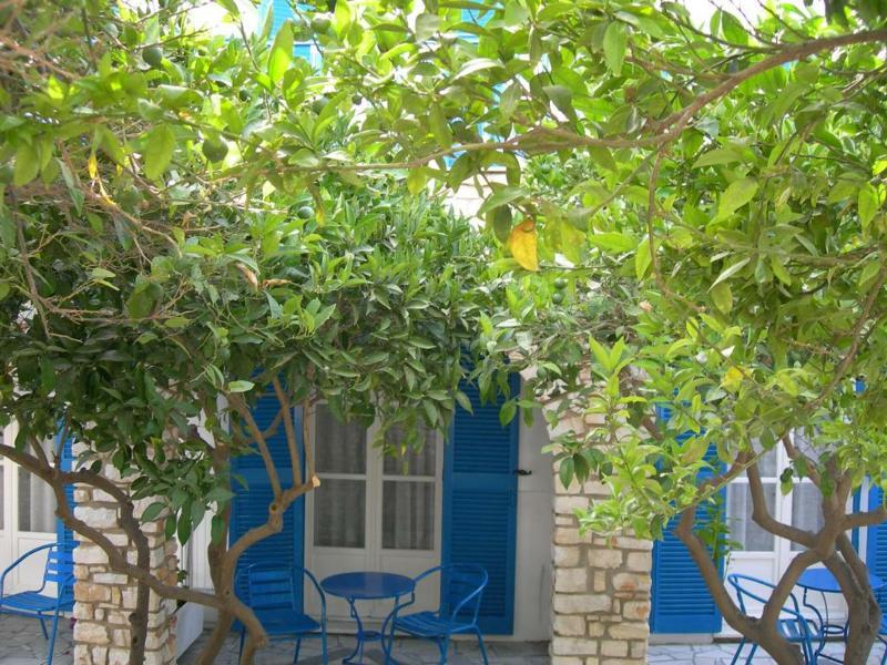Aegeon Pension Paros Island Exterior photo