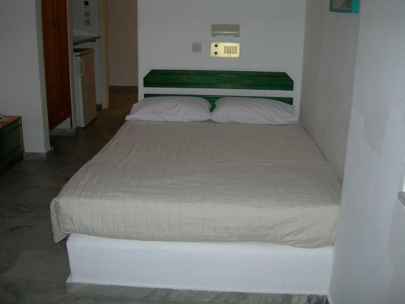 Aegeon Pension Paros Island Exterior photo