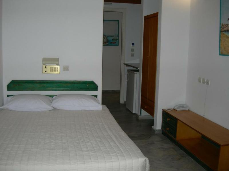 Aegeon Pension Paros Island Exterior photo